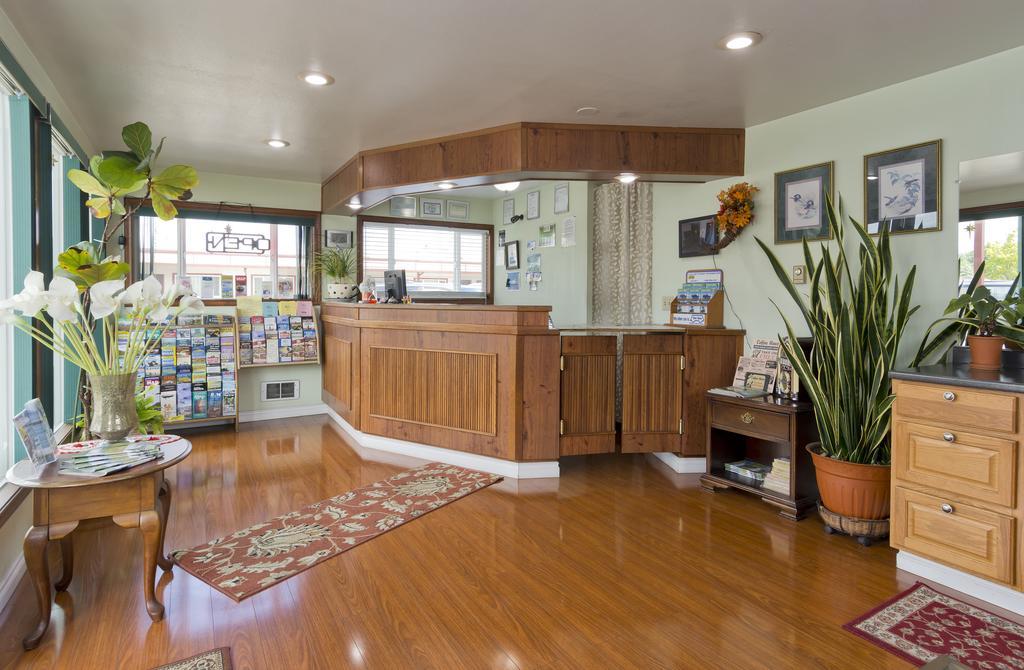 Flagstone Motel Port Angeles Εξωτερικό φωτογραφία