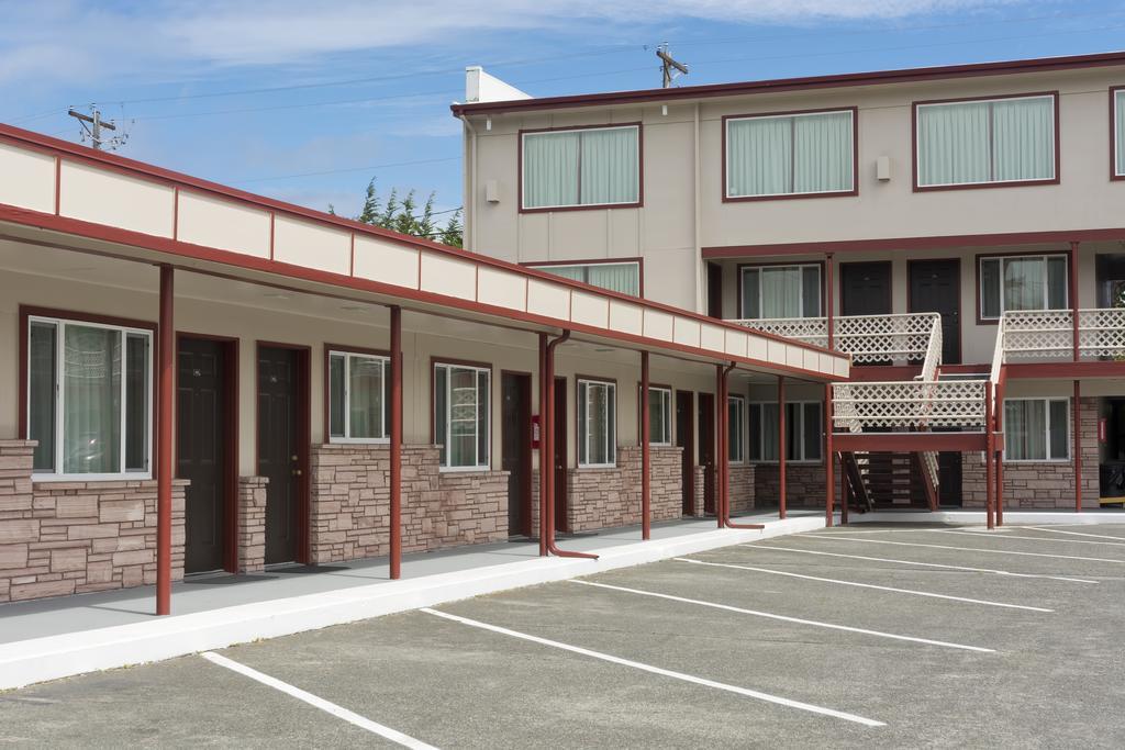 Flagstone Motel Port Angeles Εξωτερικό φωτογραφία