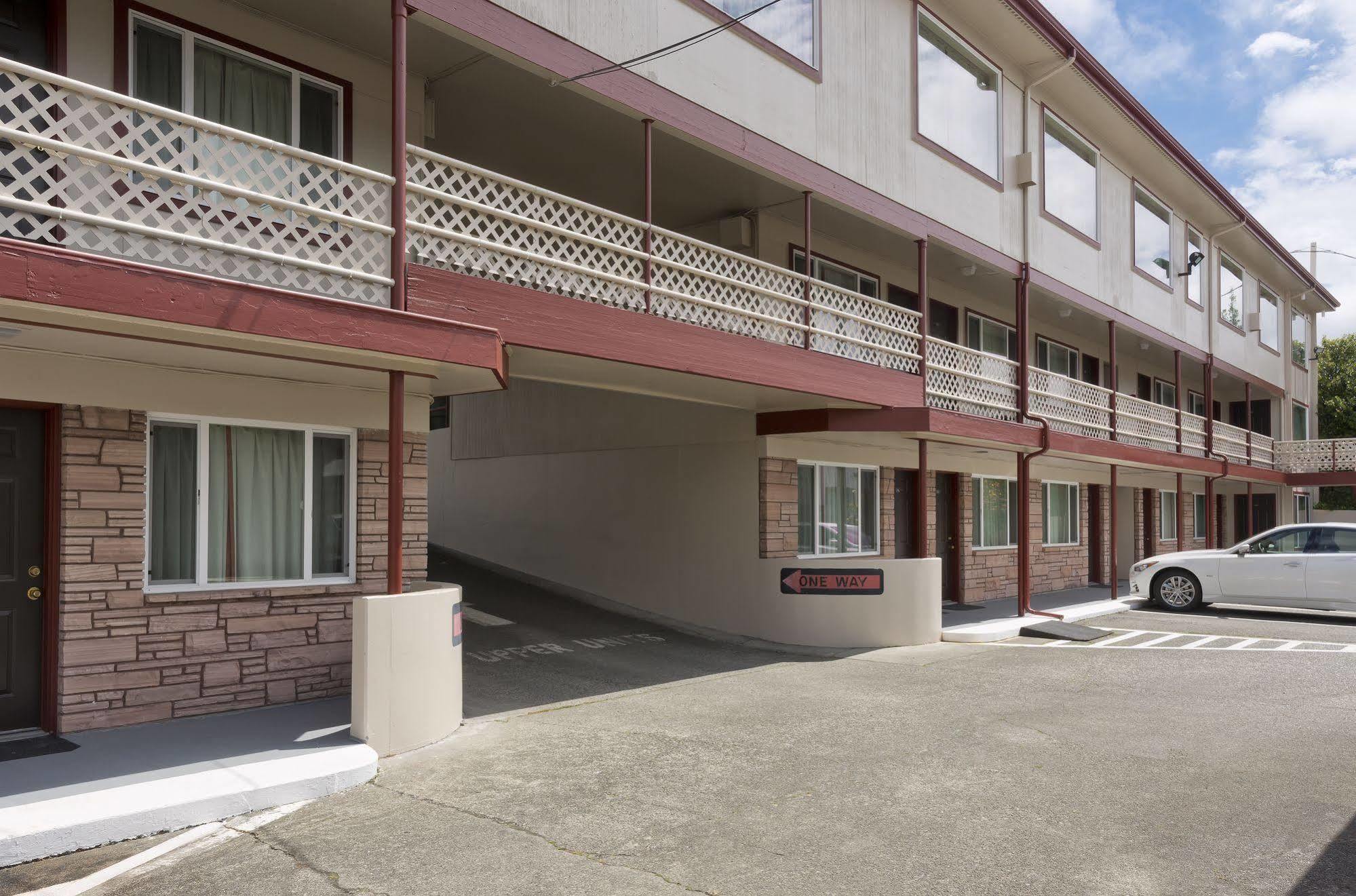 Flagstone Motel Port Angeles Εξωτερικό φωτογραφία
