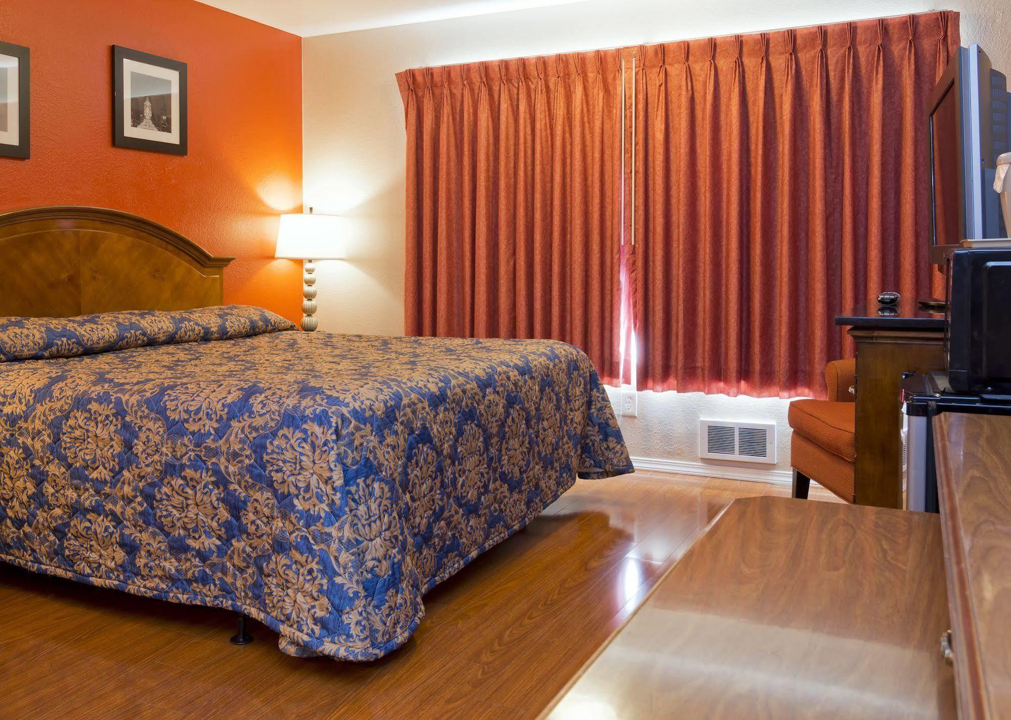 Flagstone Motel Port Angeles Εξωτερικό φωτογραφία